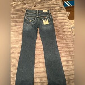 NEW Hudson jeans. Size 28. Women’s.